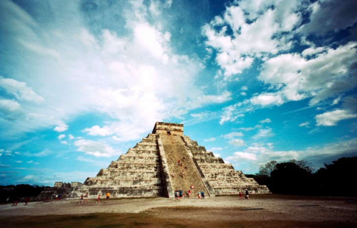 Foto de la piramide en Chichén Itzá, Yucatán, México