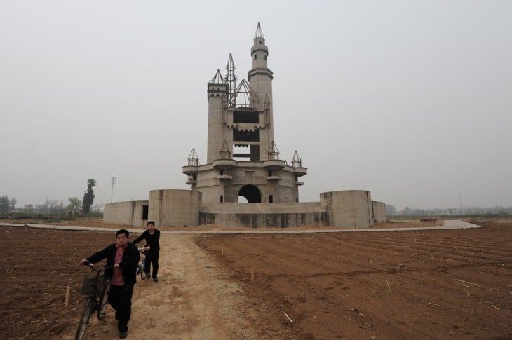 Un parque de diversiones abandonado en Pekin, China 