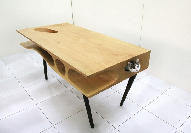 Mesa Gatona, una mesa de juegos para gatos