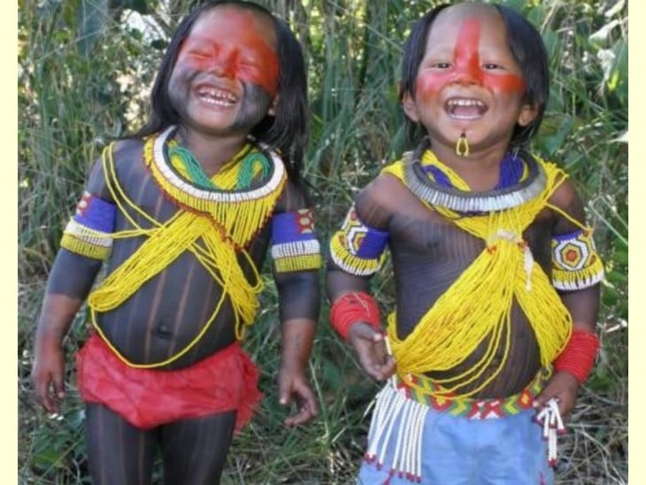 niños jugando en brasil