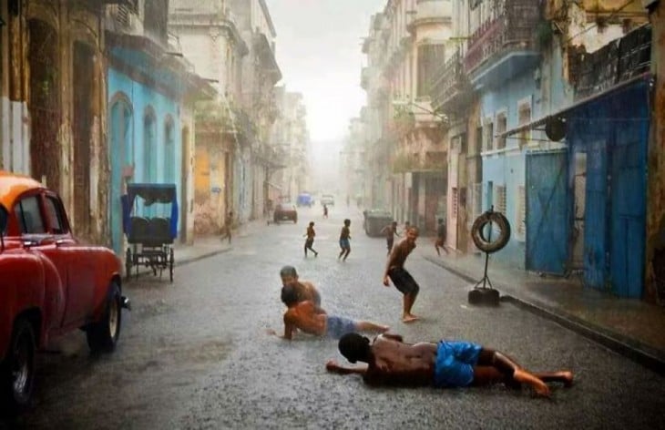 Niños jugando en Cuba