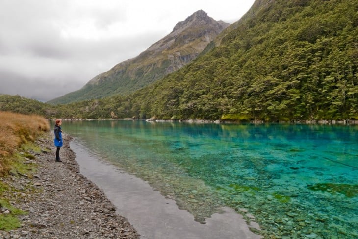 lago blue azul en nueva zelanda