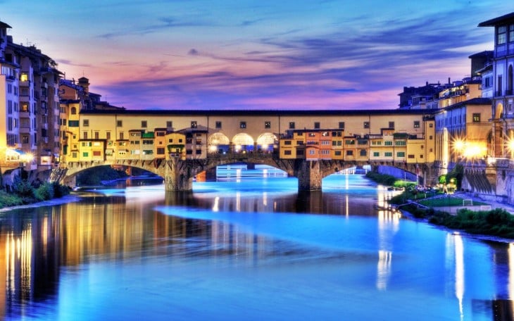 Ponte Vecchio en florencia italia