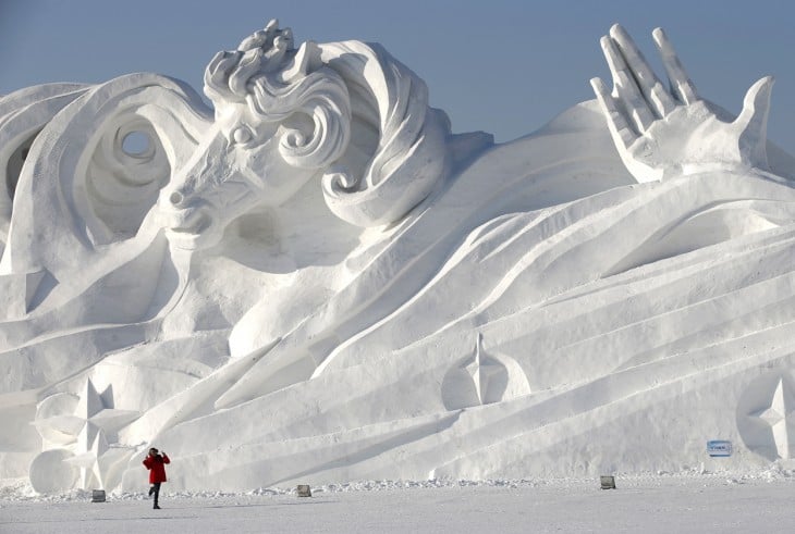 esculturas realizadas en nieve durante El Festival de la Nieve de Sapporo - Japón
