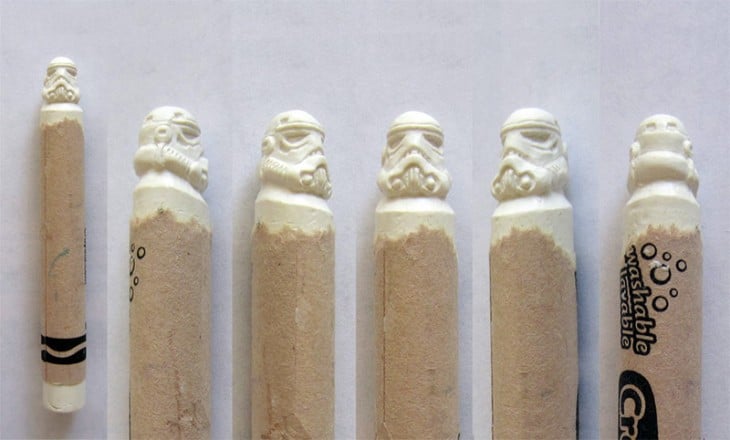 crayolas con la forma de la cabeza de los soldados blancos de Star Wars 