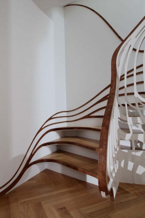 lovile.com curved-stairs-with-unique-shape