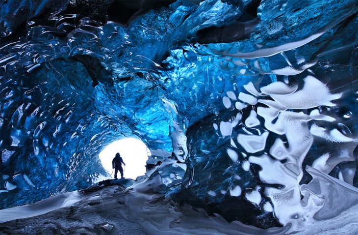 CUEVA CONGELADA, ISLANDIA