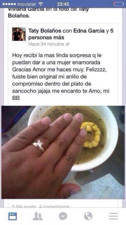 Captura de pantalla de facebook de una chica que presume le dieron el anillo de matrimonio en un plato de sancocho
