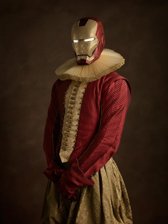 Retrato de Iron Man con vestimenta medieval 