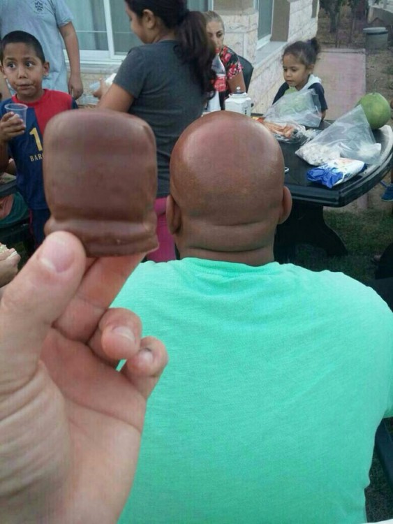chocolate en forma de la cabeza de un señor