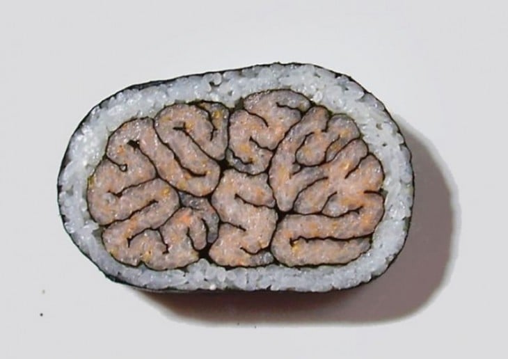 sushi en forma de cerebro