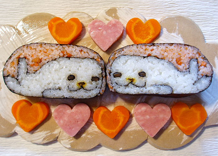 sushi en forma de focas blancas