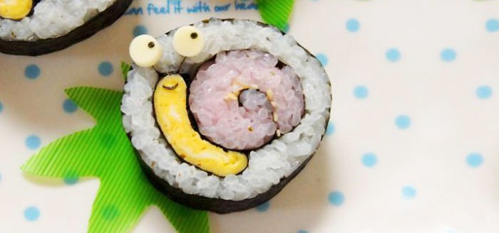 sushi en forma de caracol