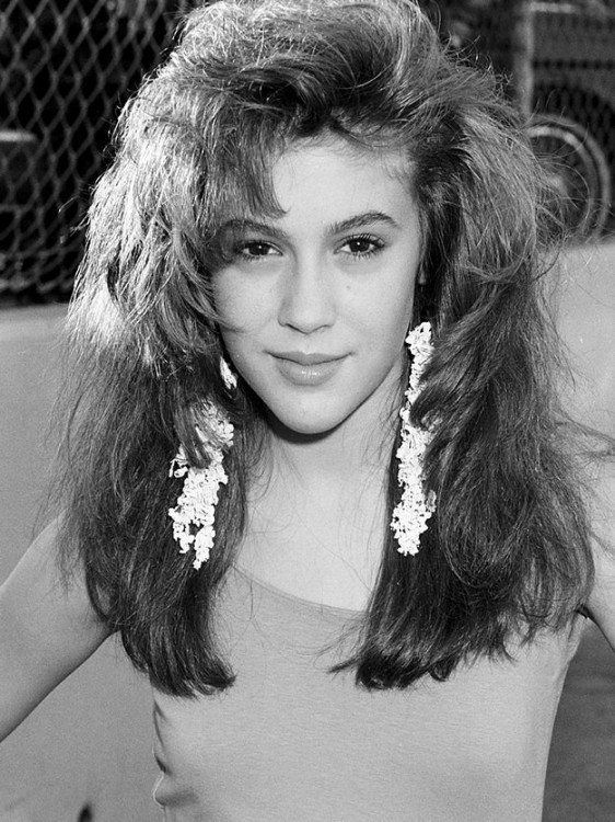  Alyssa Milano