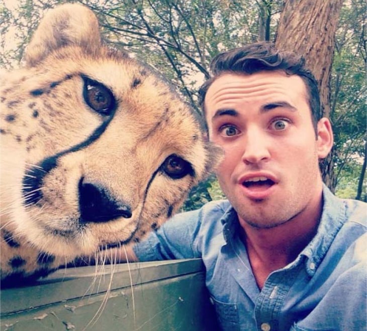 selfie con un tigre