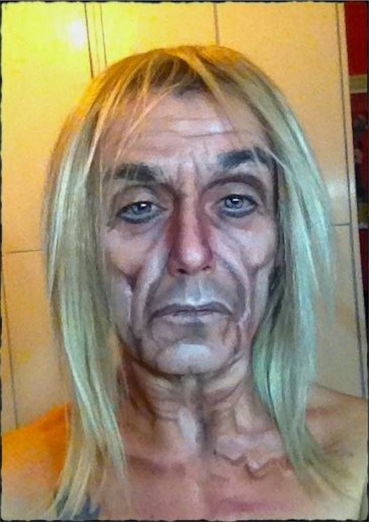 Lucía Pitallis como Iggy Pop