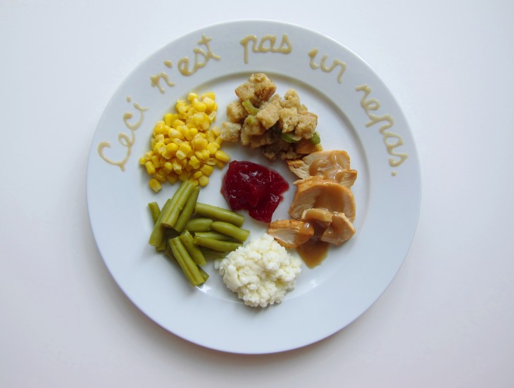 Hannah Rothstein' arte con comidas al estilo René Margritte