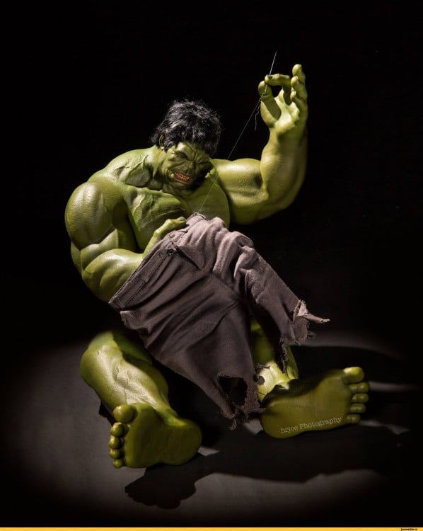 Hulk en versión irónica de Edy Hardjo.