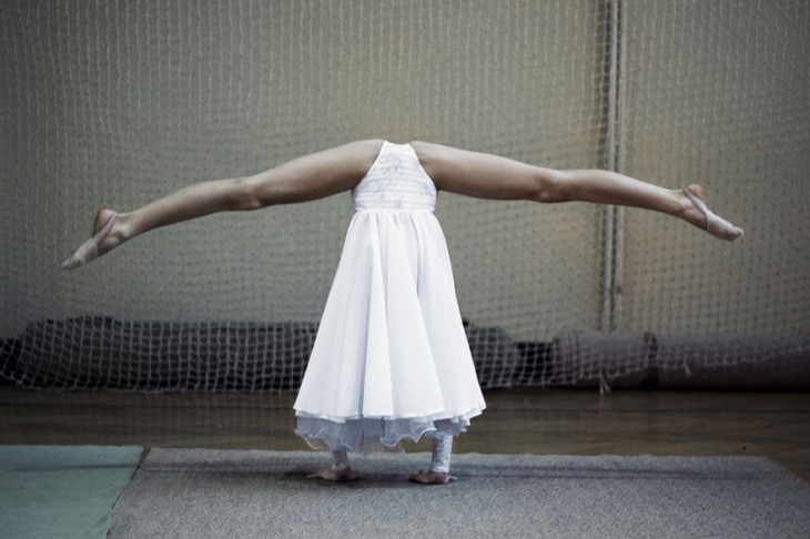 Foto tomada durante un entrenamiento de gimnasia en polonia 