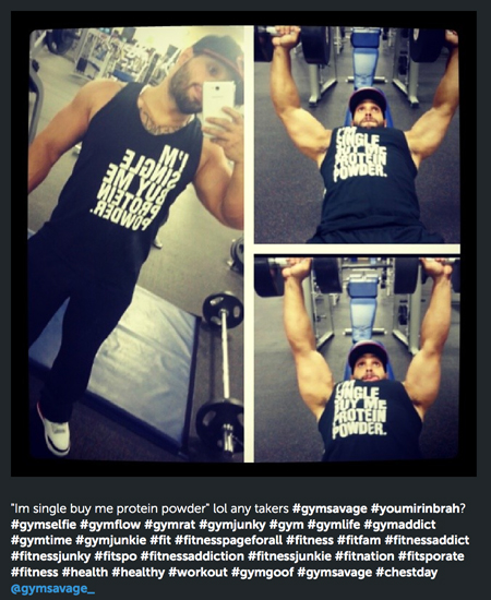 Chico tomándose una selfie en el gym y levantando pesas 