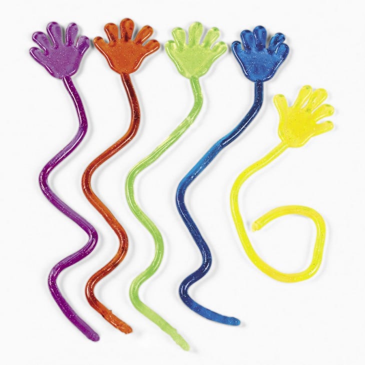 Juguetes de manos pegajosas en distintos colores 