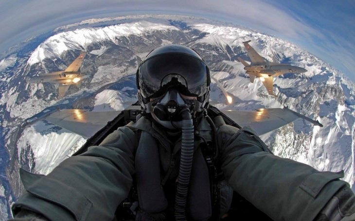 selfie de piloto ruso antes del ataque a los paises del medio oriente