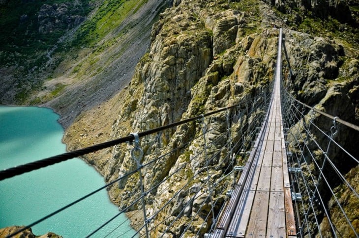 Puente Trift en Suiza 