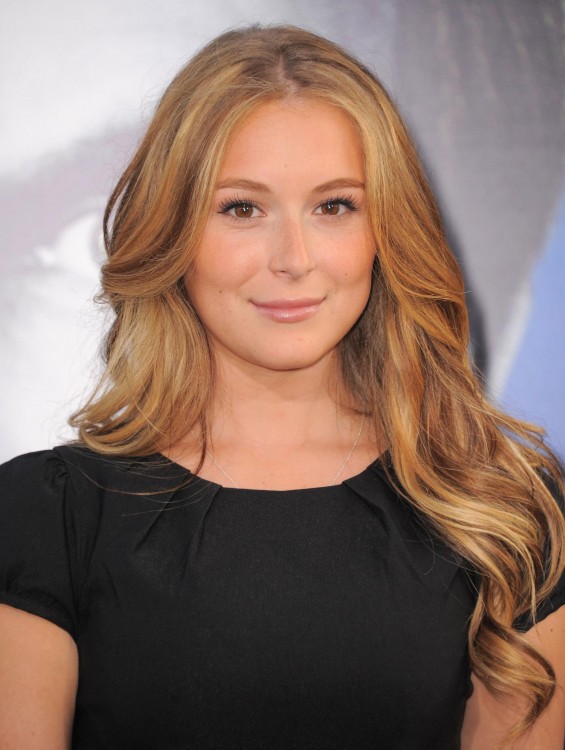 Alexa Vega actualmente 