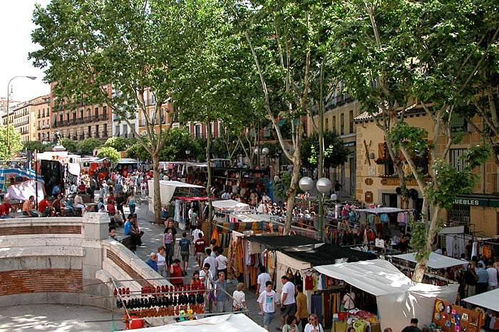 Mercado "el rastro" en Madrid 