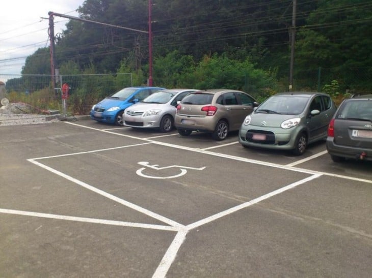 Estacionamiento para discapacitados 