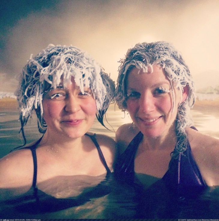 chicas con cabello congelado, Takhini Canadá