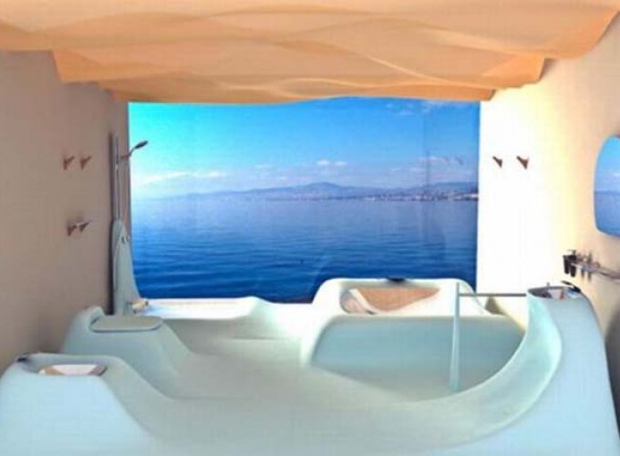 Los baños más modernos sobre el mar