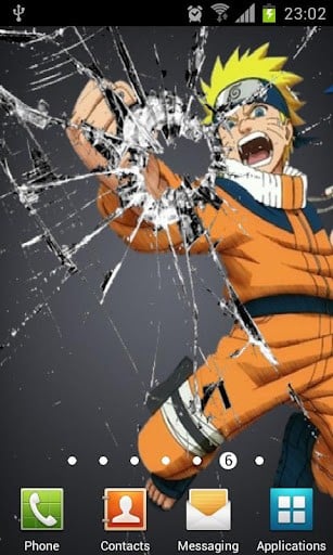 Fondo de pantalla de Naruto en la pantalla de un celular estrellado 