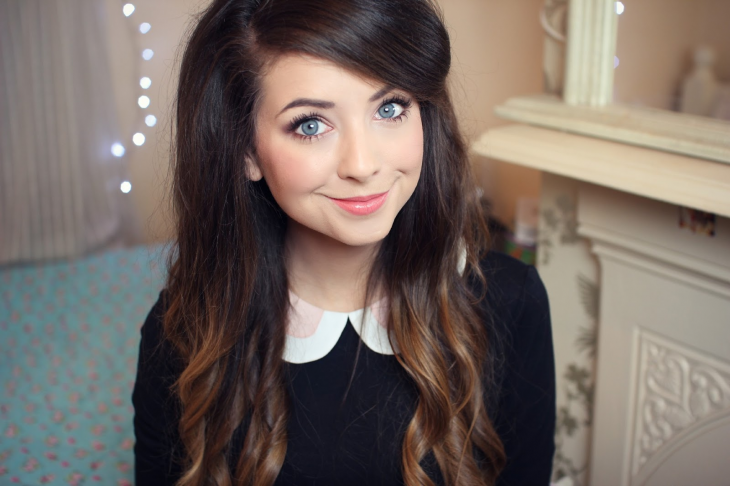 laughspark.com zoe-sugg-and-her-amazing-eyes-100