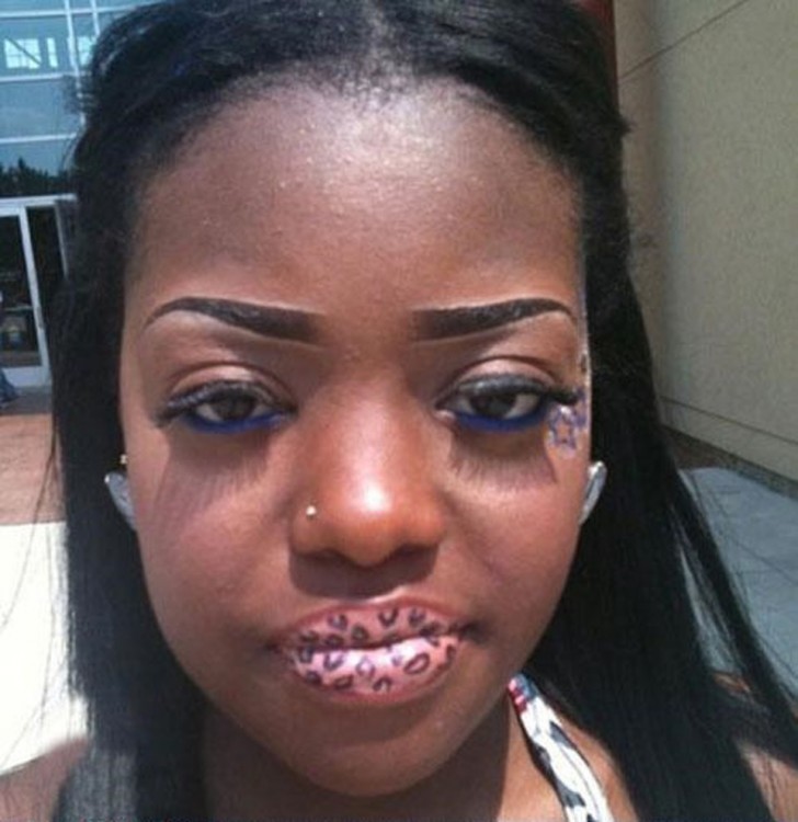 epic fail del maquillaje animal print en los labios