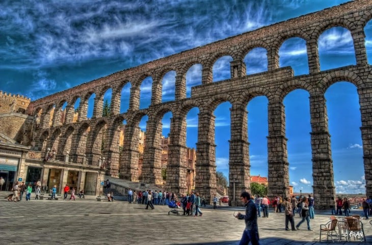 Acueducto en Segovia, España 