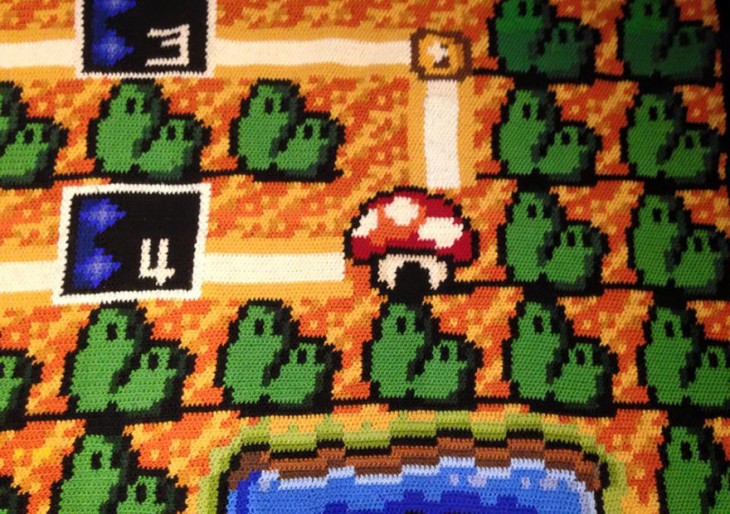Plano de Mario Bross 3 en una alfombra tejida 