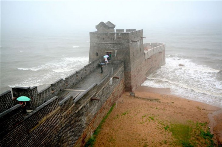 Cabeza del dragón, la muralla china en Shanhaiguan