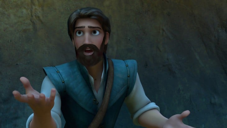 Flynn Rider de la película Enredados con barba y bigote 