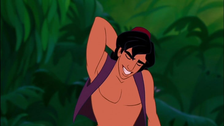 Aladdin sin barba rascándose la cabeza 