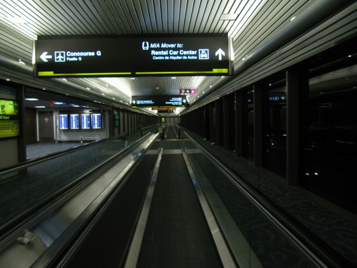 Cintas transportadoras en un aeropuerto 