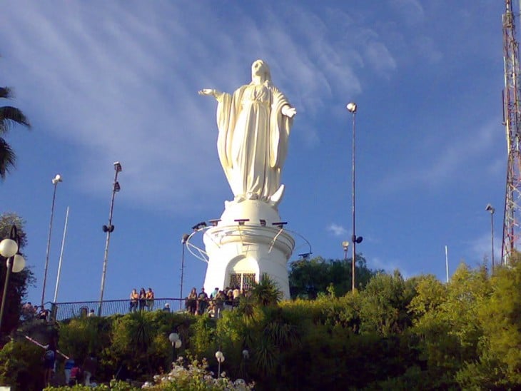 virgen protectora santiago de chile, chile