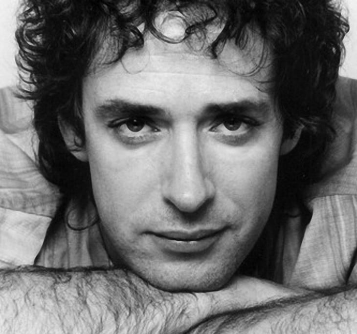 Gustavo Adrián Cerati fue un músico, cantautor, compositor y productor discográfico argentino