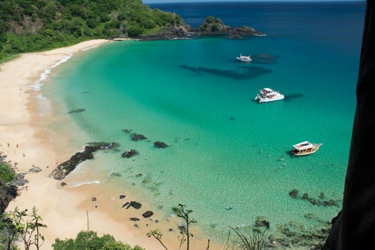 Bahía Do Sancho en Fernando de Noronha, Brasil 