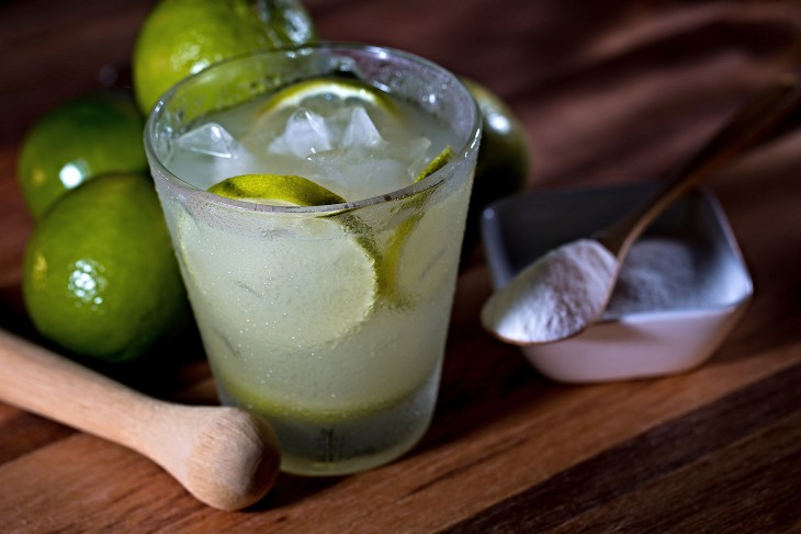 Caipirinha, bebida alcohólica típica de Brasil