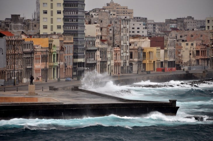 MALECON DE LA HABANA VIEJA