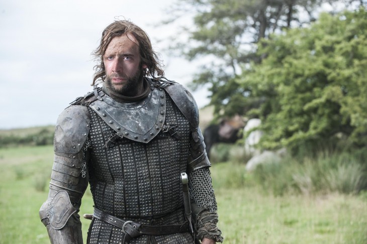 Le Chien "The Hound" en la cara de Nicolas Cage 