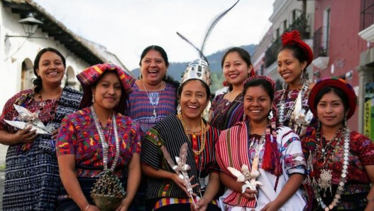 INDIGENAS DE GUATEMALA