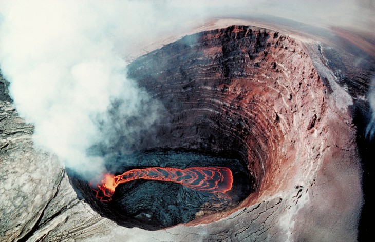CRATER DEL VOLCAN CAPAYA 2015