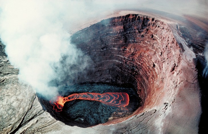 CRATER DEL VOLCAN CAPAYA 2015